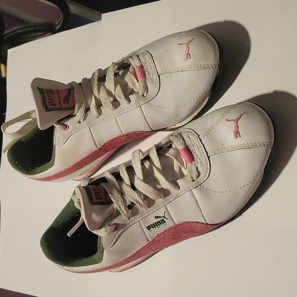 Puma Sneakers - Picture 1 of 7